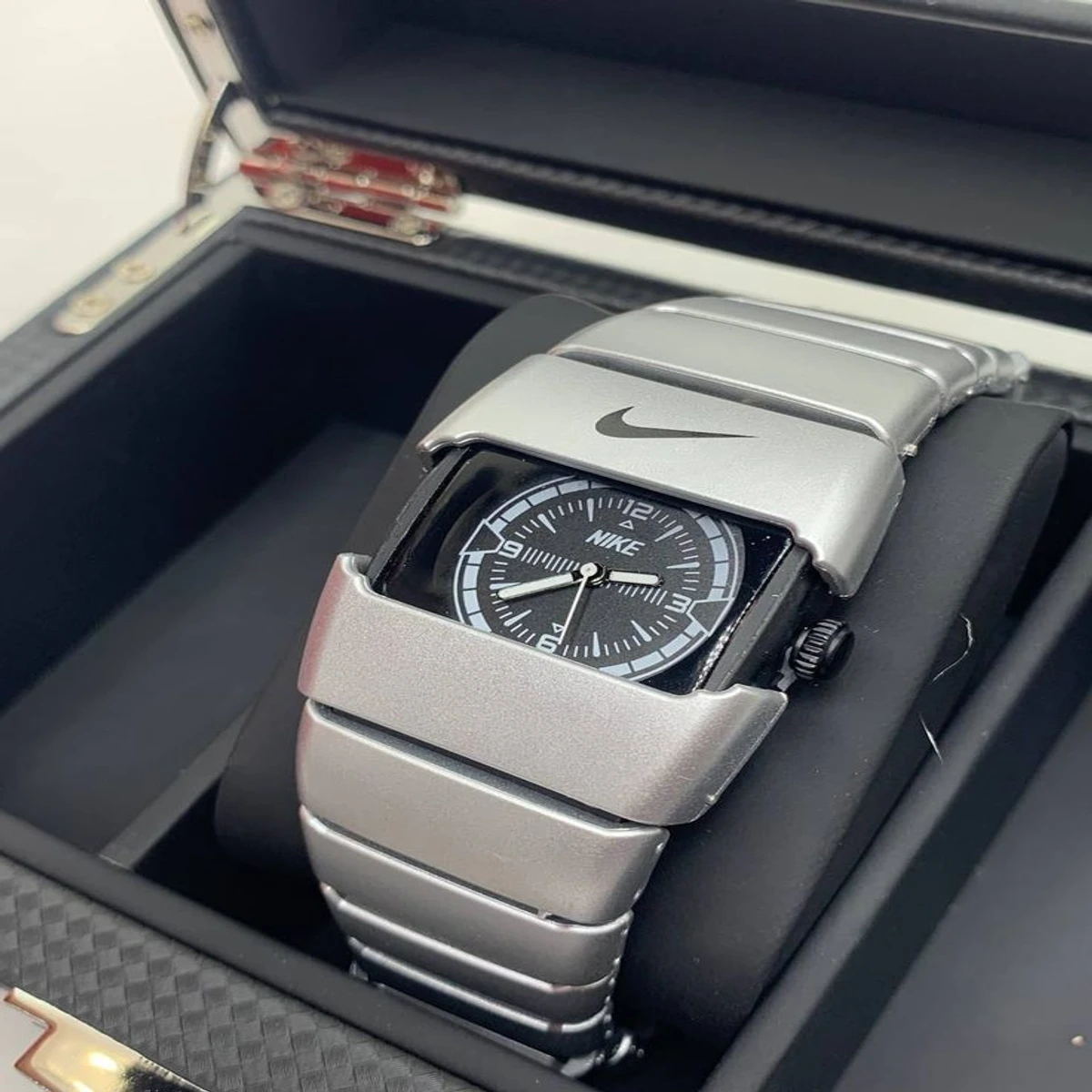 Premium Unisex Stylish Watch – Luxury Design - Nike Watch Model 9090 Full Silver Dial Black Or White -  এক পিস ব্যাটারি ফ্রি