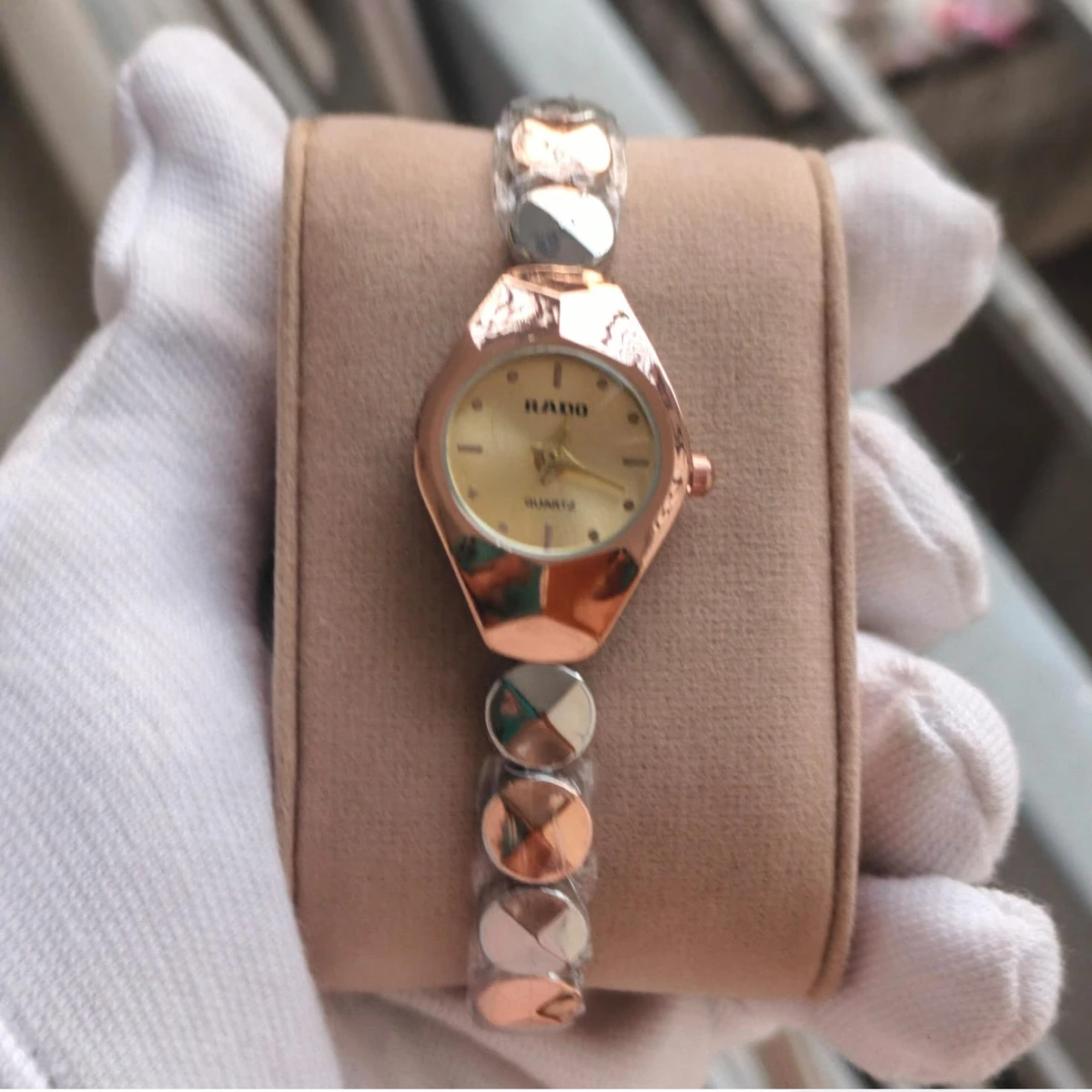 Rado Ladis Watch Model 5590 Chain Rose Golden Or Silver Dial Golden Colour Ladis Watch