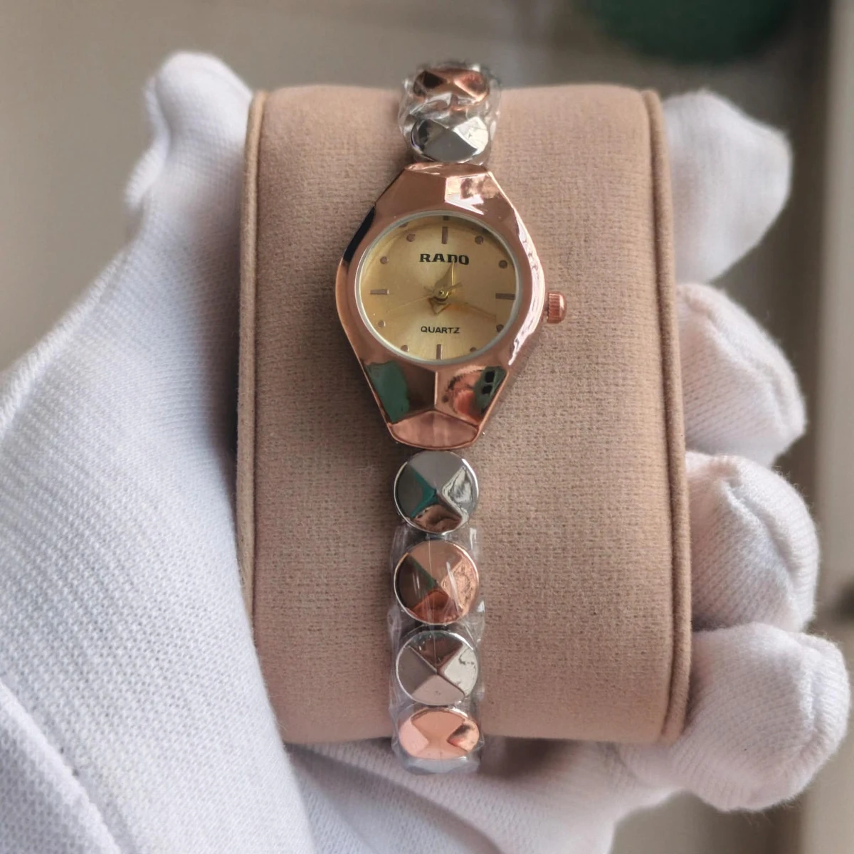 Rado Ladis Watch Model 5590 Chain Rose Golden Or Silver Dial Golden Colour Ladis Watch