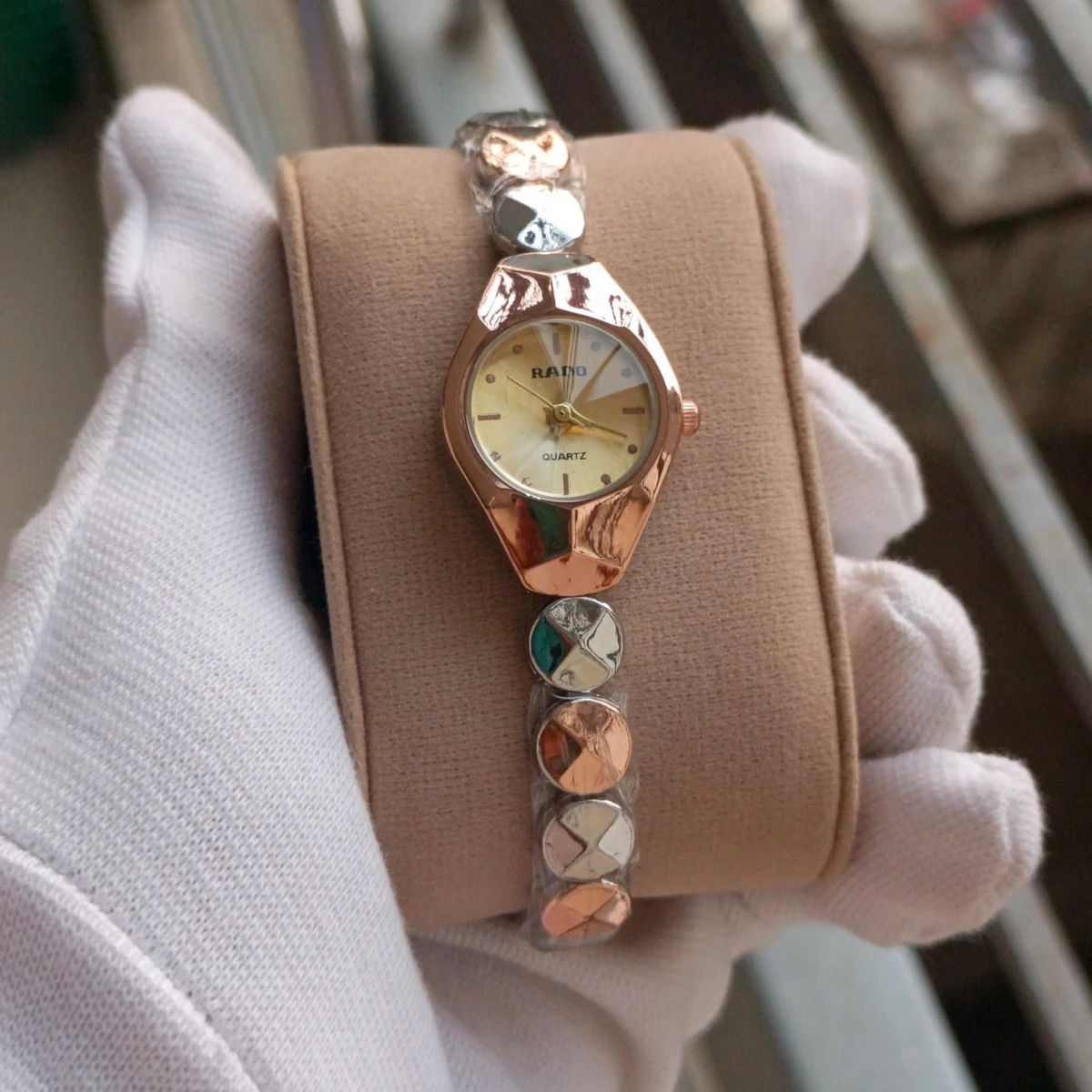 Rado Ladis Watch Model 5590 Chain Rose Golden Or Silver Dial Golden Colour Ladis Watch