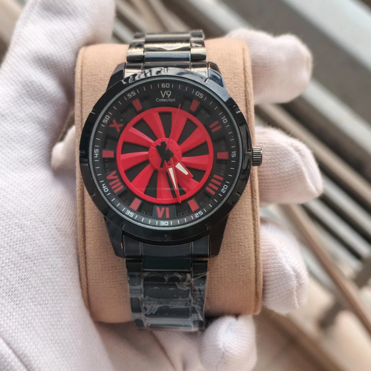 V9  WATCH MODEL 3040 CHAIN BLACK DIAL BLACK OR RED COLOUR WATCH FOR MAN + এক পিস ব্যাটারি ফ্রি