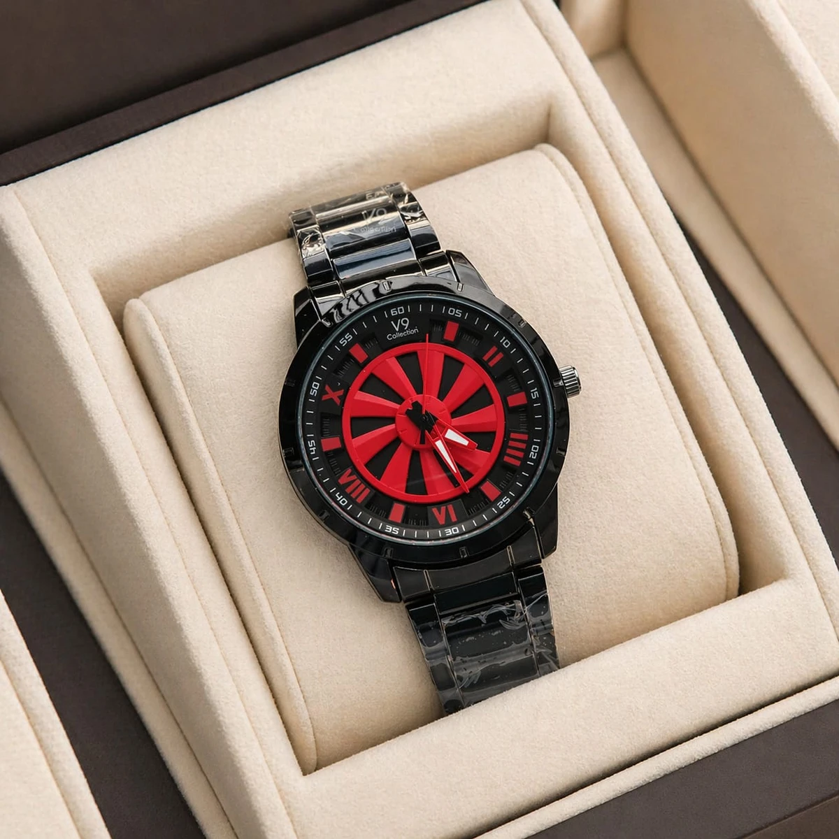 V9  WATCH MODEL 3040 CHAIN BLACK DIAL BLACK OR RED COLOUR WATCH FOR MAN + এক পিস ব্যাটারি ফ্রি
