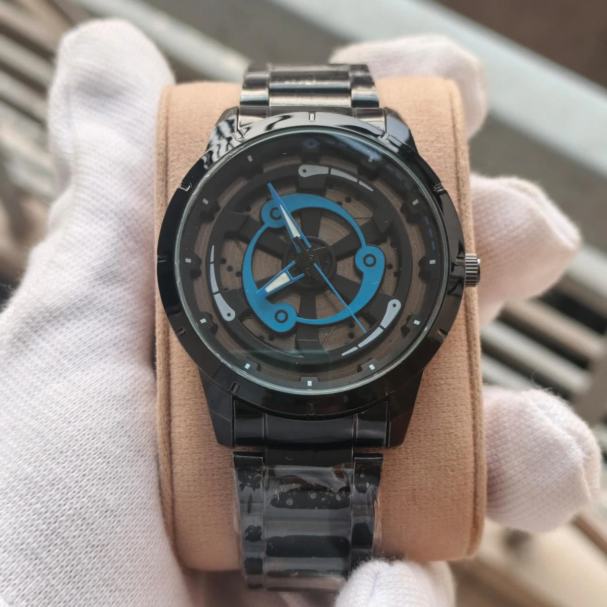 NEW WATCH MODEL 3050 CHAIN BLACK DIAL BLACK OR BLUE  CHORKI COLOUR WATCH FOR MAN + এক পিস ব্যাটারি ফ্রি