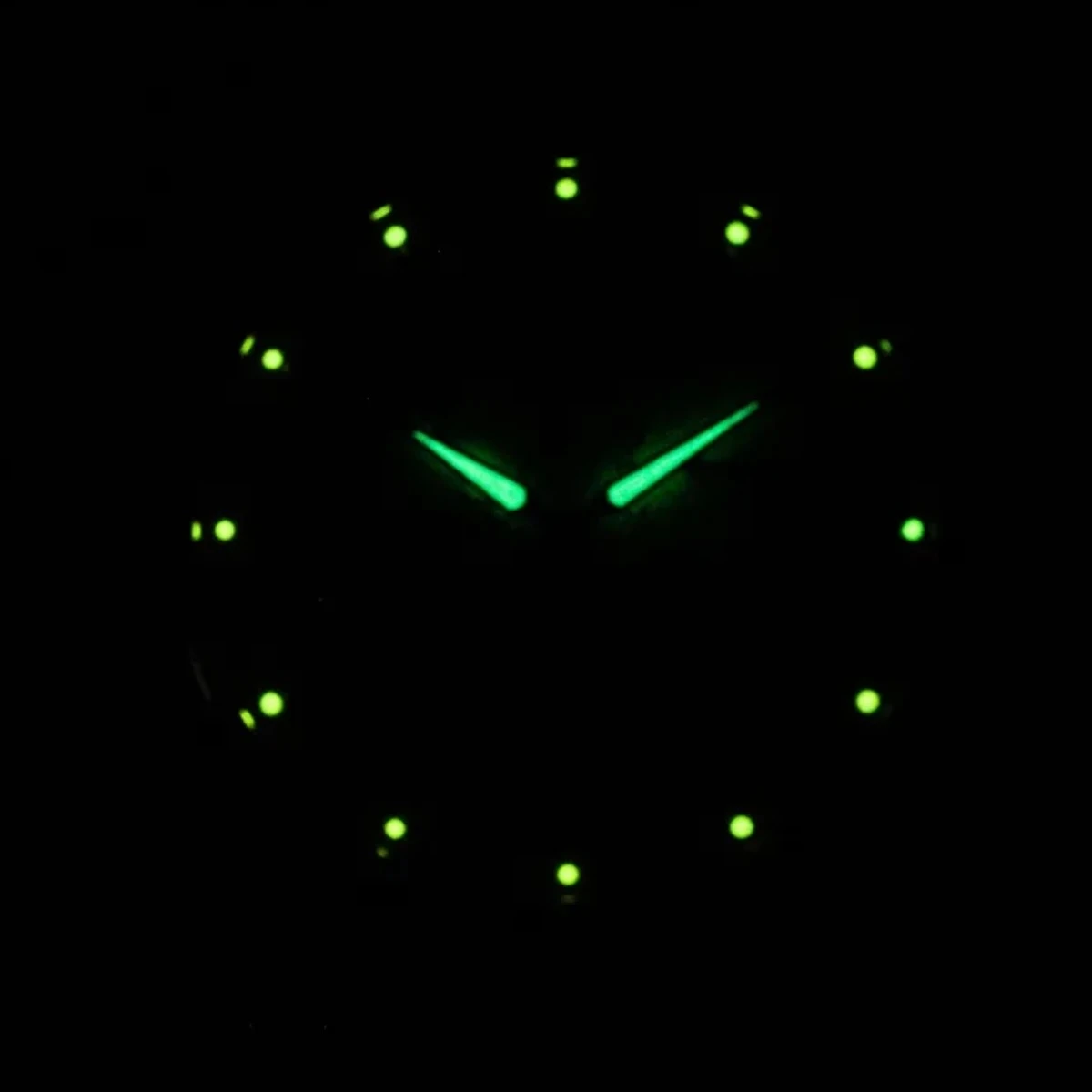 POEDAGAR WATCH MODEL 3030 Toton Ar Dial Black Colour Watch For Man + এক পিস ব্যাটারি ফ্রি।