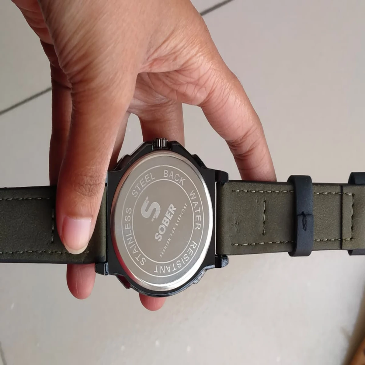 Sober Watch Model 990 Premium Watch Belt Olive Dial White Colour Watch For Man